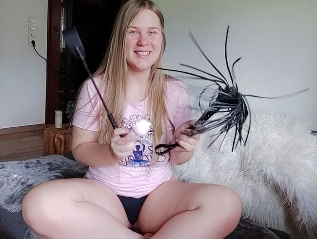 Maja-Meer Porno Video: Birthday Toy Test – peit**he