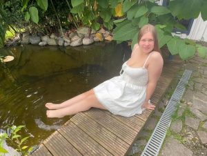 Maja-Meer Porno Video: Ein geiler bl*wjob am Teich endet mit ana*s*x und einem cream**e