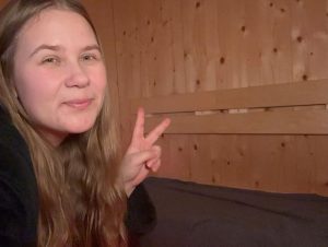 Maja-Meer Porno Video: Schwitzende Versuchung in der Sauna